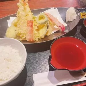 DINING KITCHEN　UOTOYO（ダイニングキッチン 魚豊）