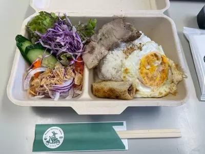 越南路 横浜ワールドポーターズ店（エツナンルー）