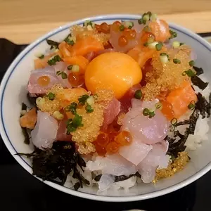 仲卸のお弁当 愛之助