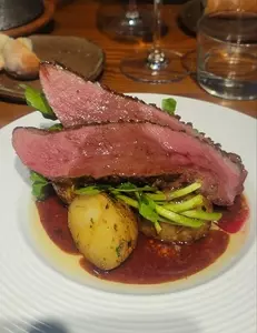 アン ファス（EN FACE）
