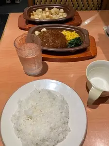 サイゼリヤ 荒川区役所前店