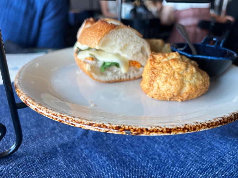 サブ&クルさんが投稿したROTISSERIE★BLUE（ロティサリーブルー）に関する口コミの画像