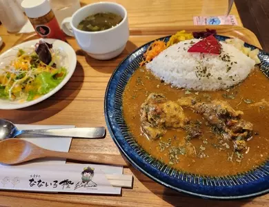 お食事処 なないろ樫（【旧店名】レストラン ラ・スプーン）