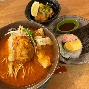 おだしとワインとお料理と。motto（モット）