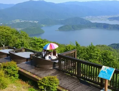 レインボーライン山頂公園レストハウス