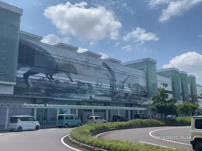 福井駅「恐竜広場」