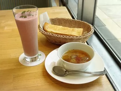コメダイズ 東銀座店（KOMEDA is）
