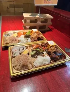 屋台DELi 渋谷クロスタワー店（屋台デリ）