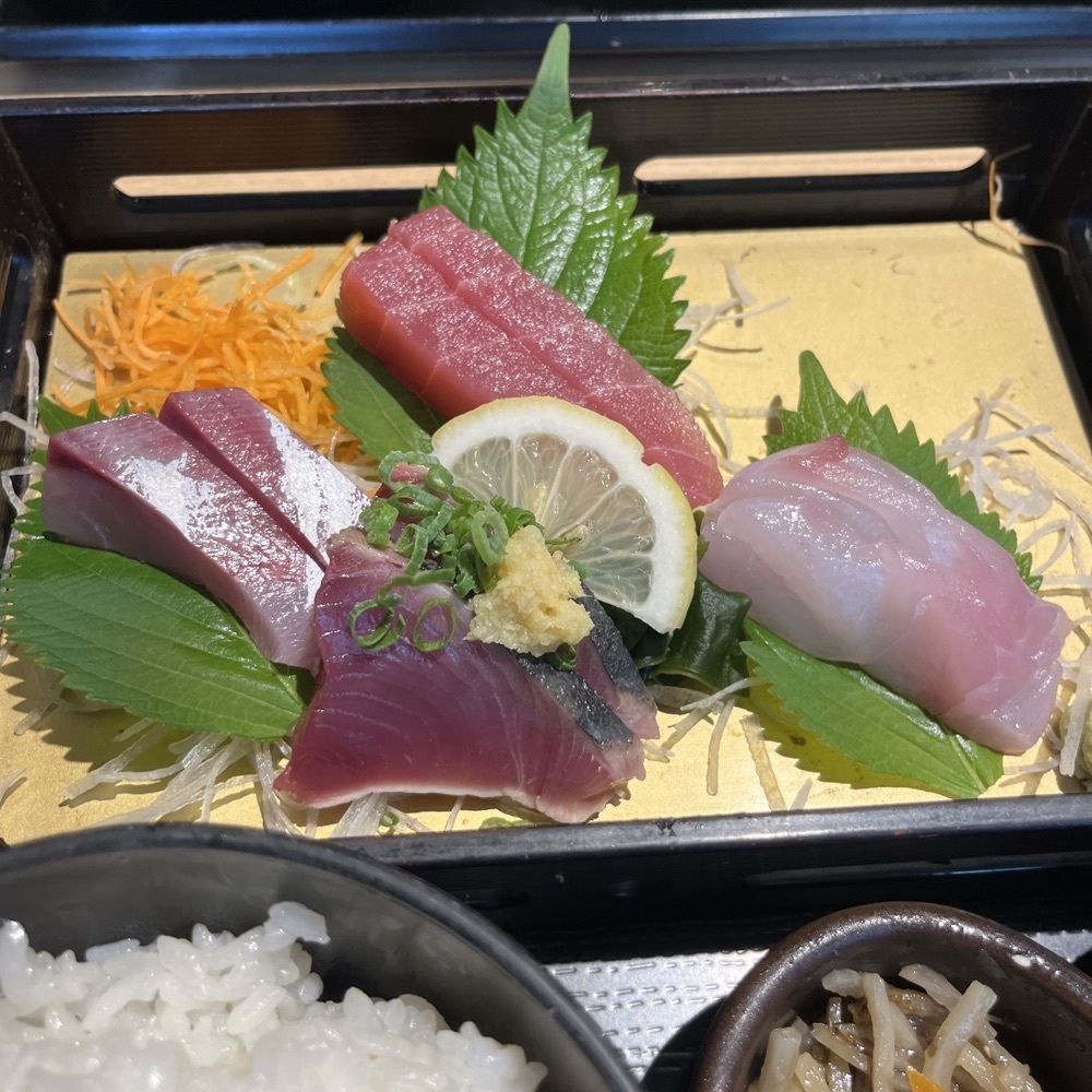 ロッシフミさんが投稿したさかな酒場 魚星 中野北口店に関する口コミの画像