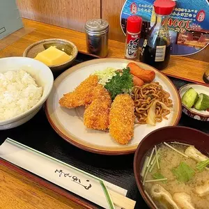 勝利軒食堂