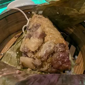 桃白白（タオパイパイ）
