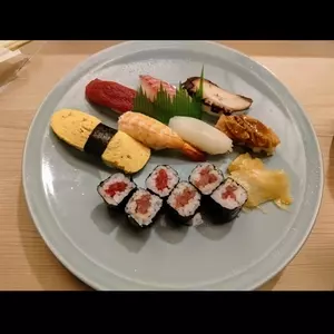 鮨処 成田