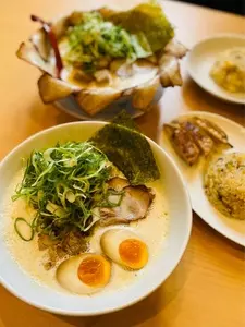 麺道 しゅはり 伊丹店