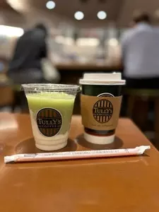 タリーズコーヒー ルミネエスト新宿B1店（TULLY'S COFFEE）