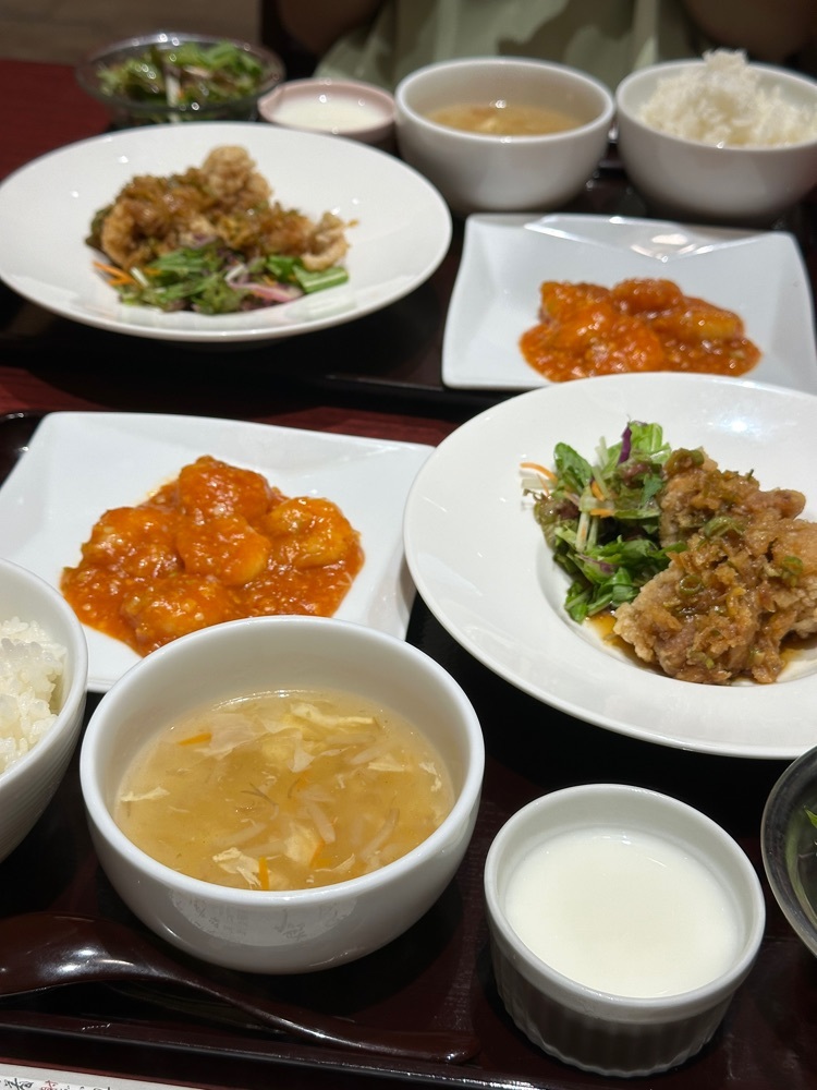 謝朋殿 越谷レイクタウン店（シャホウデン）