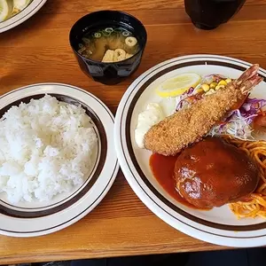 グリル＆コーヒー はせがわ（GRILL&COFFEE はせがわ）
