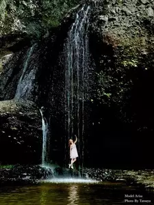 月待の滝
