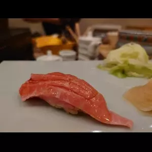 鮨いずみ