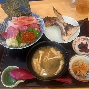 仲卸のお弁当 愛之助