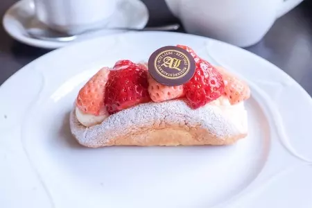 カフェドゥラプレス（CAFE de la PRESSE）