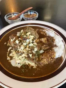 woof curry（ウーフ カレー）