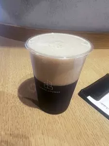 TSUTAYA BOOKSTORE CAFE LOUNGE 福岡空港店（ツタヤ ブックストア カフェ ラウンジ）