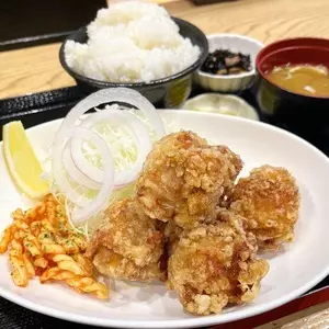 篭の鳥（カゴノトリ）