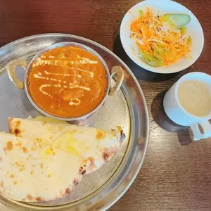 タージマハル エベレスト 上桂店（TAJMAHAL EVEREST）