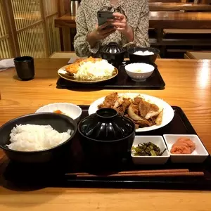 博多もつ鍋 やまや 大阪北浜店