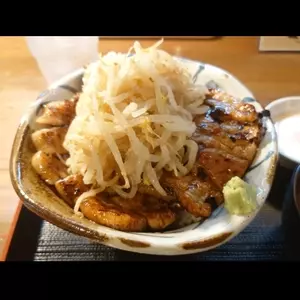 納屋橋 ホルモン（ナヤバシ ホルモン）