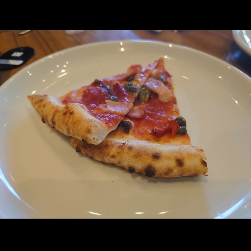 sakur776さんが投稿したPIZZA SALVATORE CUOMO 伏見（ピッツァ サルヴァトーレ クオモ）に関する口コミの画像