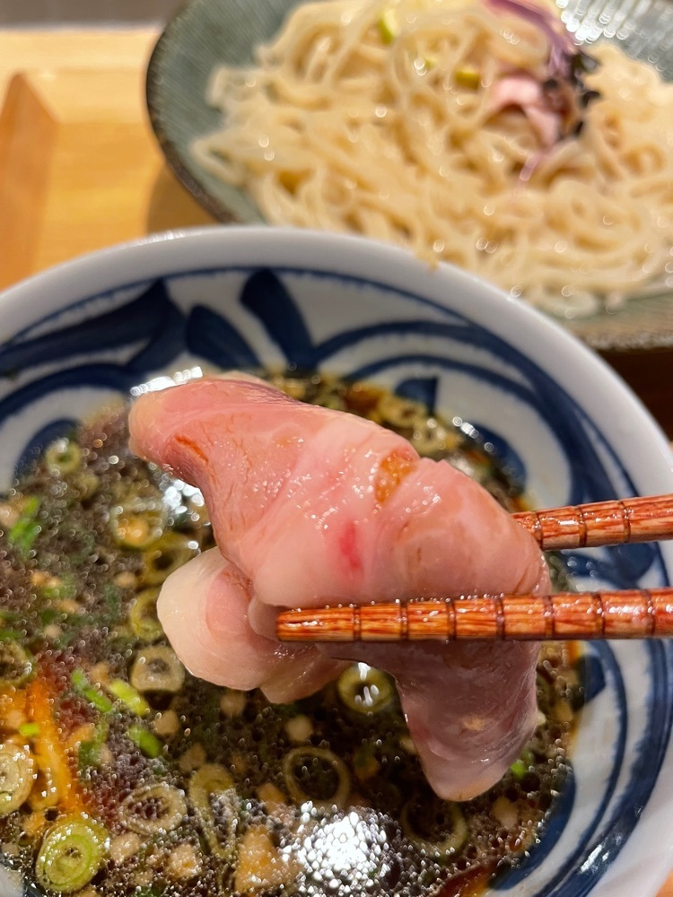 お出かけ名古屋人さんが投稿したダシと麺 くじらに関する口コミの画像