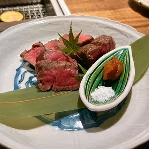 和牛料理 一石三鳥 3枚目