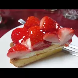 パティシエ トカノ（Patissier Tokano naturally cake atelier）