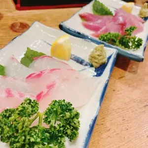 みませ