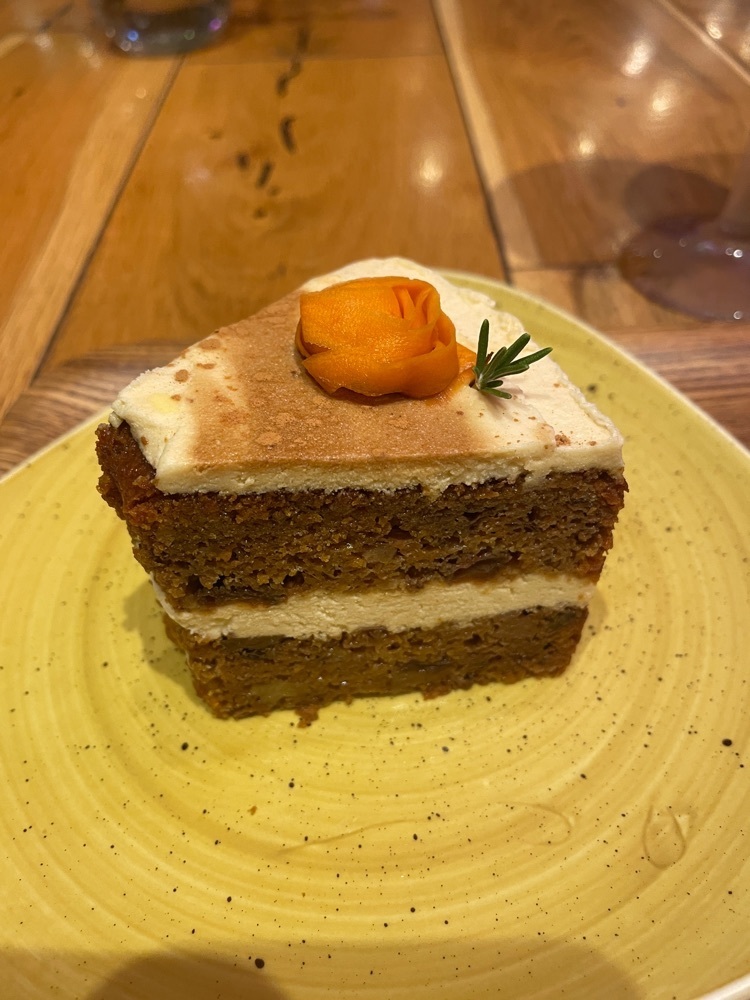 志保さんが投稿したヤホ コーヒーロースター＆ワインバー 田町店（Jaho Coffee Roaster & Wine Bar）に関する口コミの画像