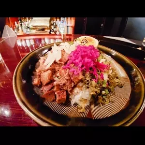 マルサン 鉄板WINE酒場（マルサン テッパンワインサカバ）
