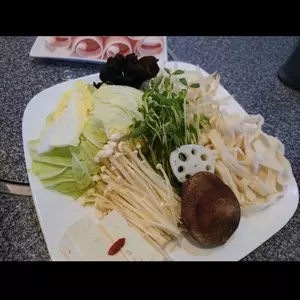 四川火鍋楼（シセンヒナベロウ）