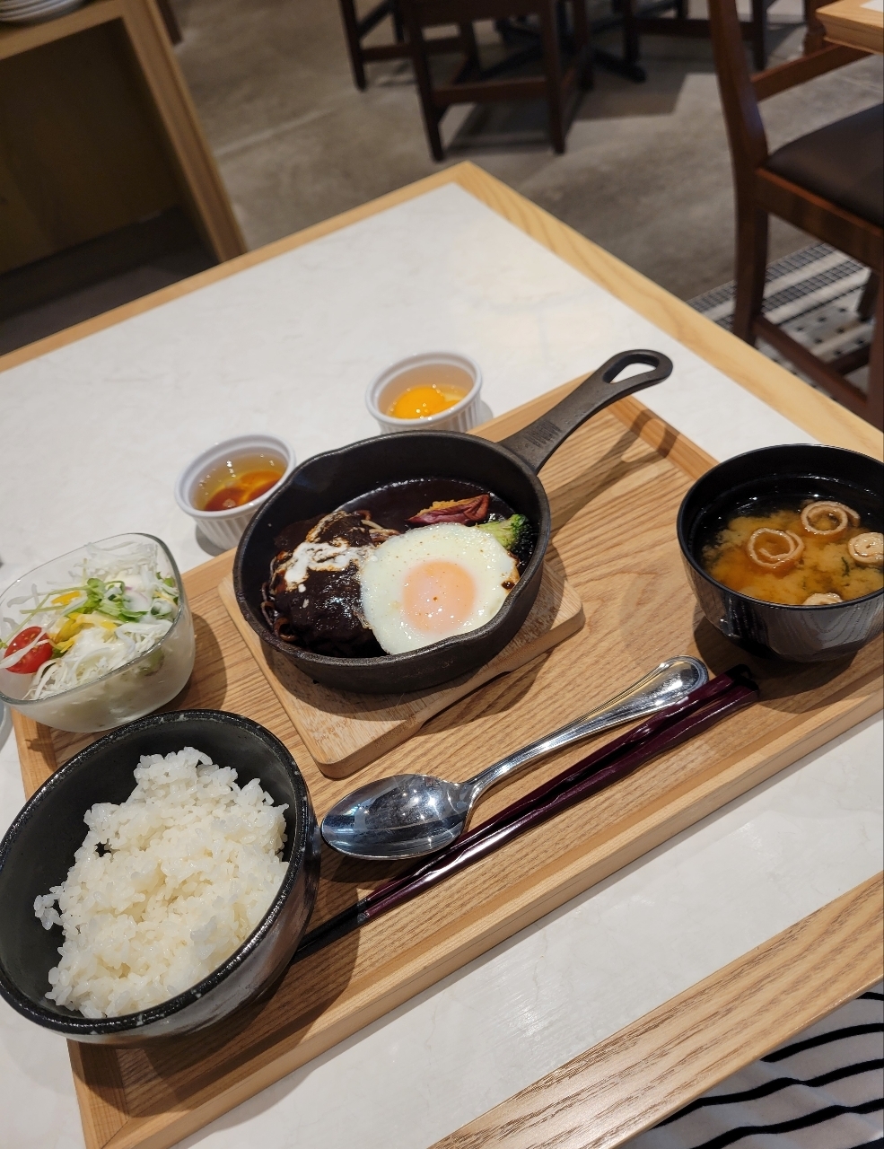 じゅりぽんさんが投稿した洋食屋 銀座ランプ亭に関する口コミの画像