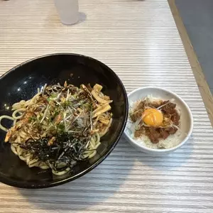 油そば専門店横浜麺屋 とりのゆ