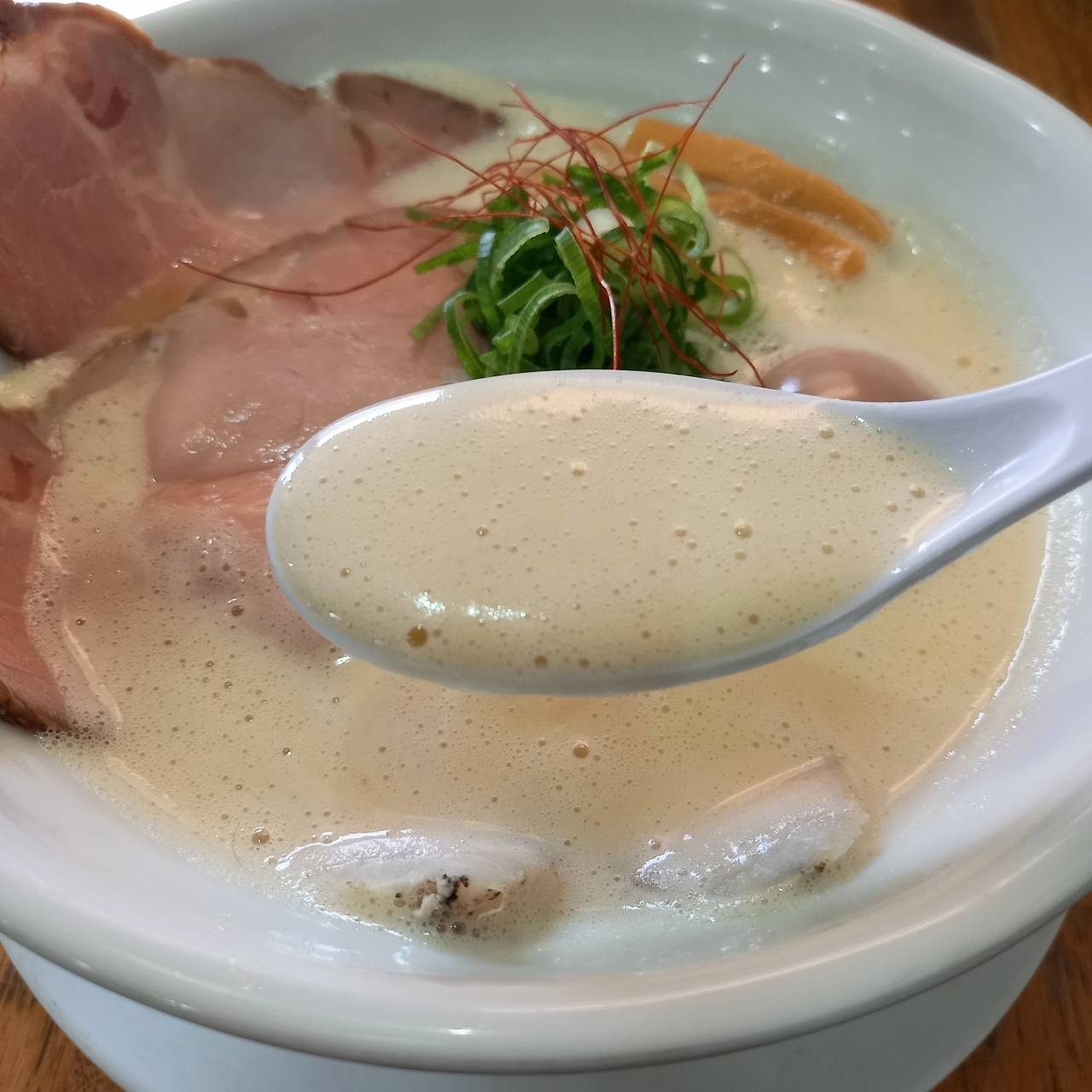 guttyo8888さんが投稿したRamen光鶏（ラーメンヒカリドリ）に関する口コミの画像