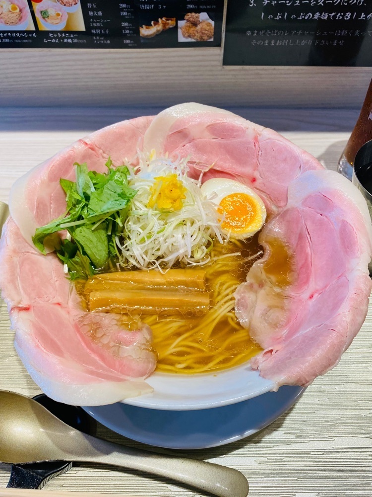 食いしん坊プリンセスさんが投稿した醤油らーめん ピース 豊中店に関する口コミの画像