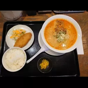 黒豚ぎょうざと中華食堂 米吉 泉店