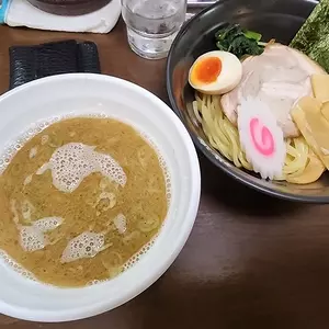 横浜らーめん 壱八家 スカイビル店（よこはまらーめん いっぱちや）