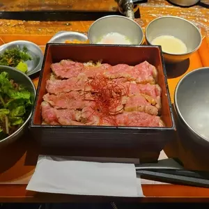 新宿焼肉 ホルモンいのうえ