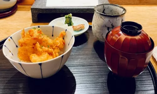 天 よこた