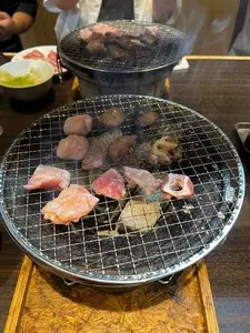 内臓卸直営 ホルモン保坂 宮前店