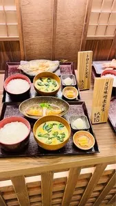 炭火焼干物定食 しんぱち食堂 モラージュ菖蒲店