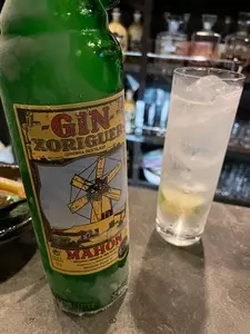bar  Jiro