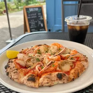 KOBE PIZZA KEN（コウベ ピザ ケン）